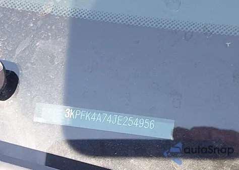 2018 Kia Forte Lx z USA, uszkodzony, nr VIN 3KPFK4A74JE254956